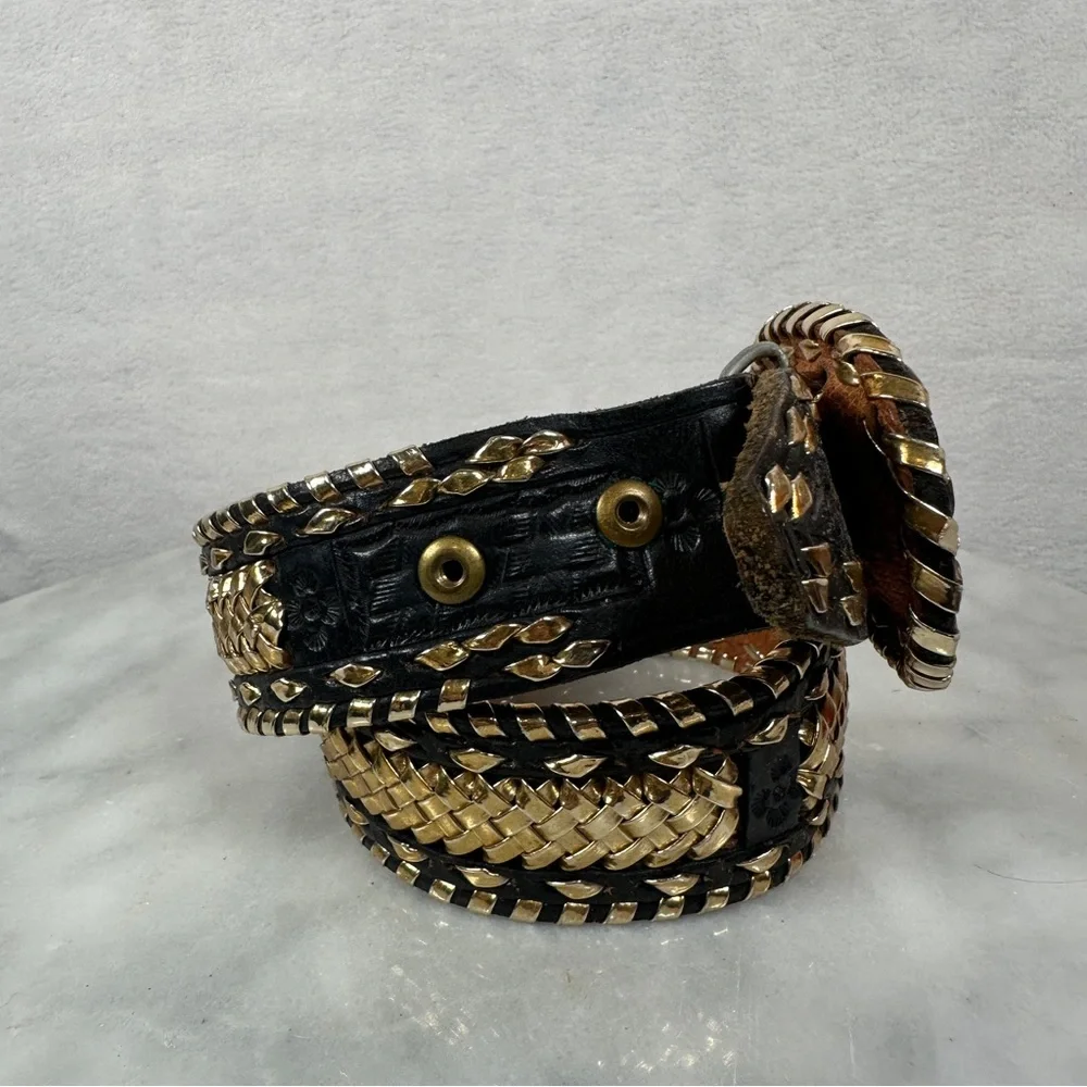 Vintage western Black and‎ Gold Woven leather Belt metallic